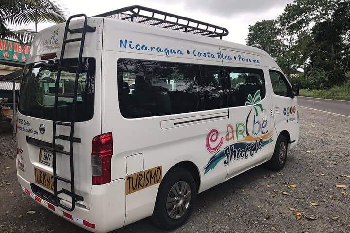 La Fortuna to Puerto Viejo Shuttle: Arenal Volcano to Talamanca Transfer photo 3