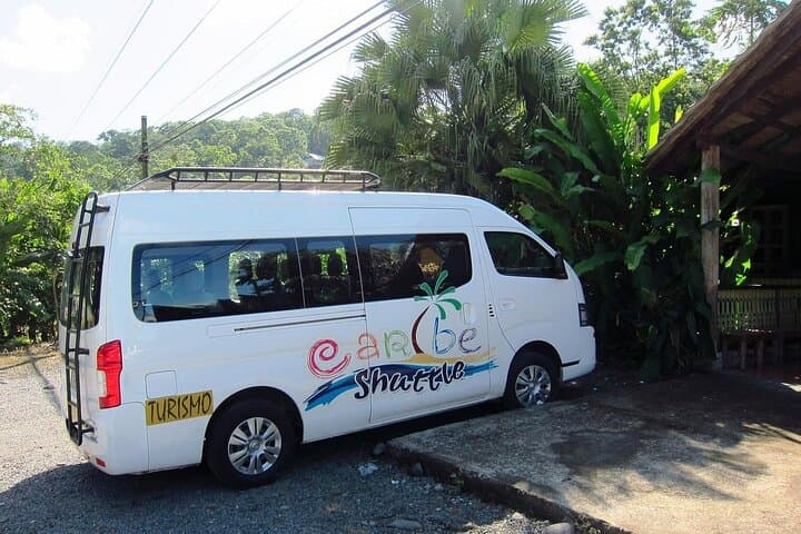 La Fortuna to Puerto Viejo Shuttle: Arenal Volcano to Talamanca Transfer photo 4