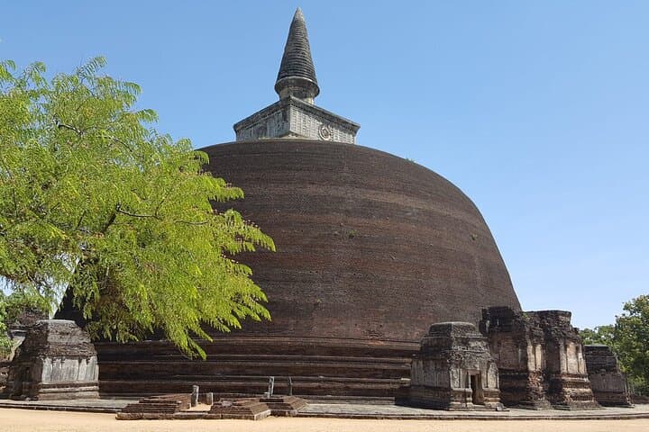 Highlights of Sri Lanka: 8-Day Private Tour from Negombo photo 2