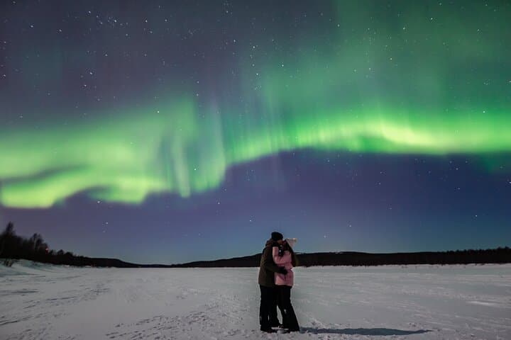 Private Northern Lights Photography Hunt from Rovaniemi — Expert Aurora Chase photo 3