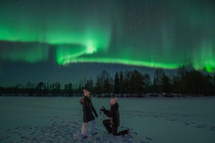 Private Northern Lights Photography Hunt from Rovaniemi — Expert Aurora Chase