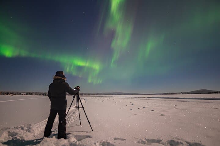 Private Northern Lights Photography Hunt from Rovaniemi — Expert Aurora Chase photo 6