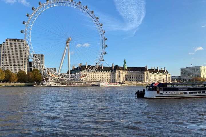 South Bank Walking Tour: Private Two-Hour Thames Stroll to Borough Market photo 2