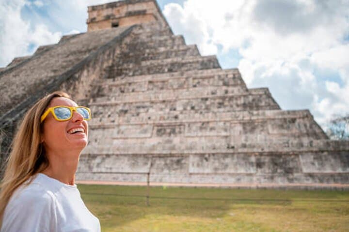 Chichen Itza & Cenotes Xkeken and Samula: Full-Day Tour from Cancun photo 2