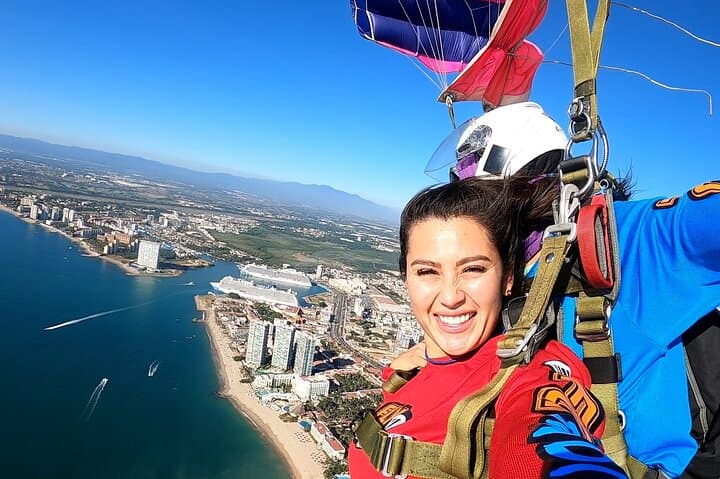 Tandem Skydive Over Puerto Vallarta with Beach Landing — 10,000 ft Freefall