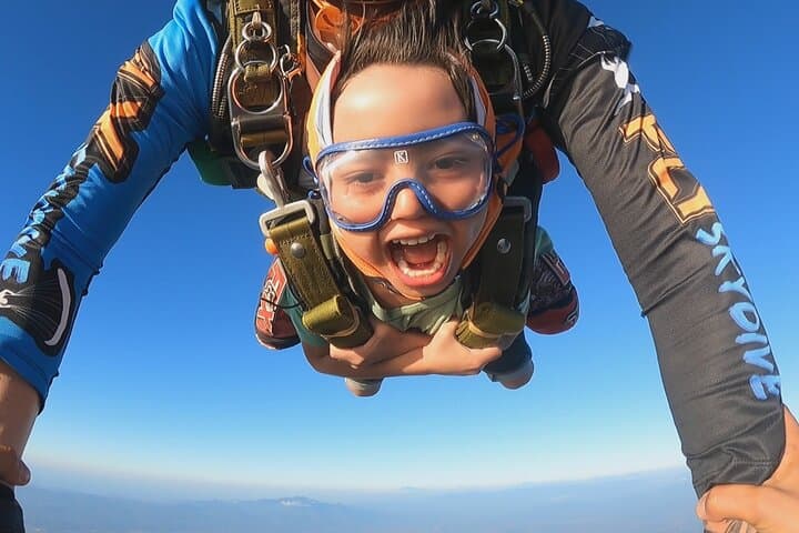 Tandem Skydive Over Puerto Vallarta with Beach Landing — 10,000 ft Freefall photo 2