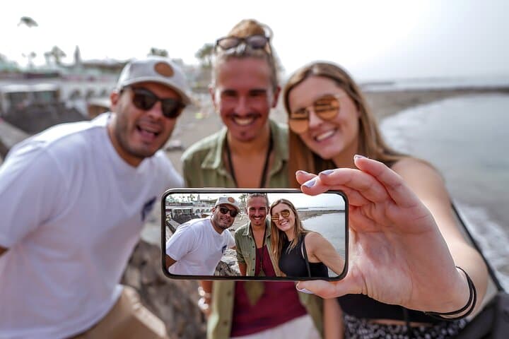 Self-Guided Scavenger Hunt Costa Adeje — Las Americas Coastal Walk