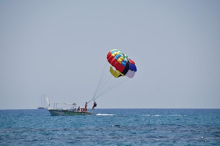Miami to Key West Parasailing Day Trip with Conch Train Hop-On Tour photo 2