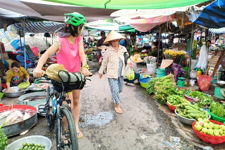 Real Mekong by Bike & Boat: 2-Day Homestay Adventure from Ho Chi Minh
