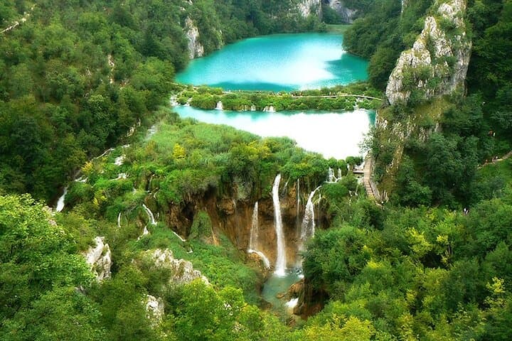 Private Mercedes Day Trip: Plitvice Lakes from Dubrovnik
