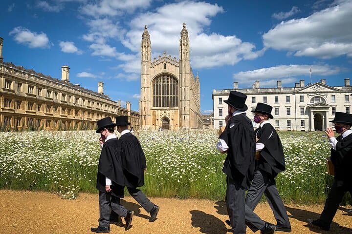 Inside Cambridge University Walking Tour: Kings College Chapel, The Backs & Student Stories photo 4