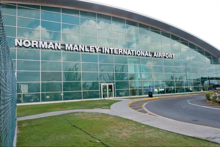 Private Transfer Norman Manley Airport (KIN) to Kingston — 24/7 Meet & Greet Service photo 3