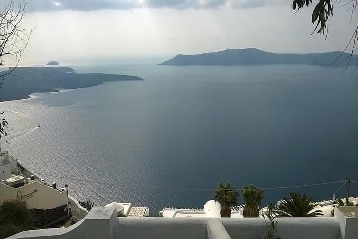 Private Santorini Island Tour: Akrotiri, Red & Black Beaches, Oia & Wine Tasting photo 3