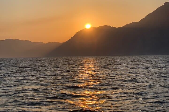 Sunset Cruise Along the Amalfi Coast: Private Aperitif and Swim photo 2