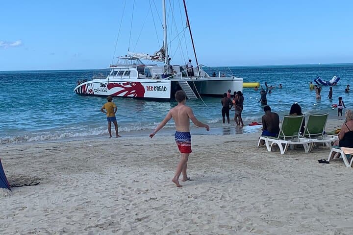 Experience the Thrill of Negril's Seven Mile Beach and Rick’s Café photo 6