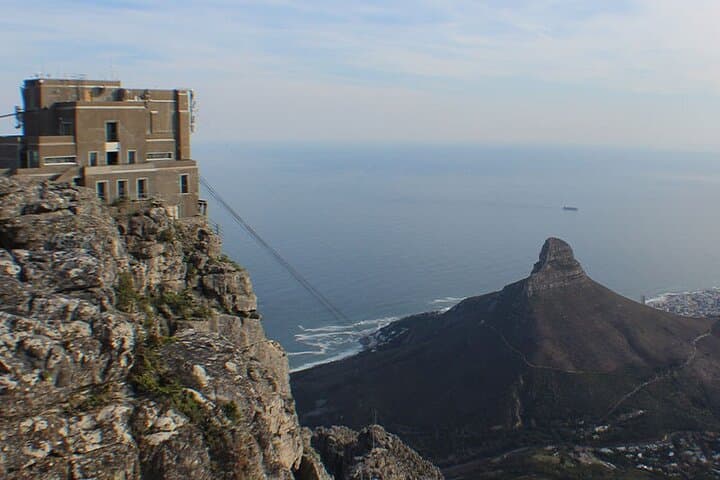 Table Mountain Summit Tour: Cable Car, Short Trails & 360-Degree Cape Town Views photo 5