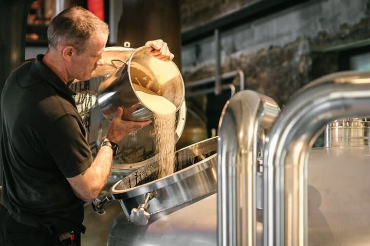Holyrood Distillery Journey to Whisky Tour & Tasting — Edinburgh photo 3