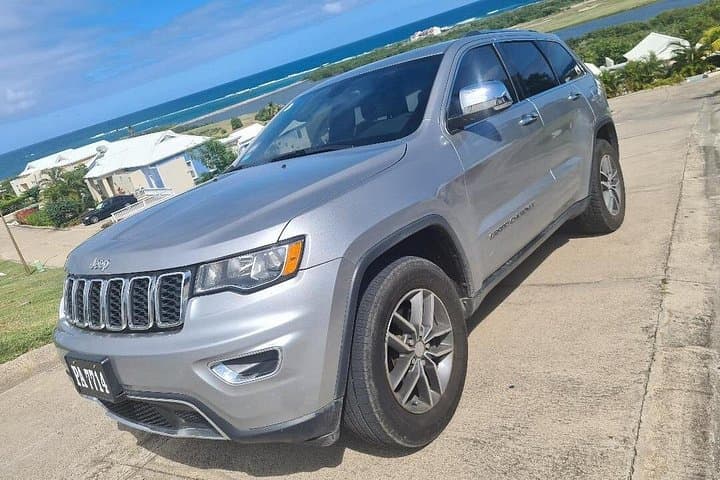 Private Round-Trip Airport Transfer in St Kitts — Reliable Door-to-Door Transport