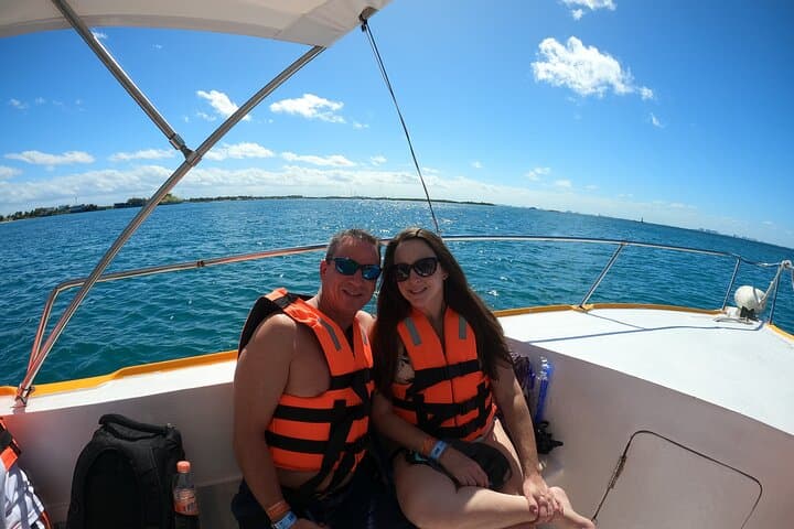 VIP Semiprivate Snorkel Tour Isla Mujeres: 4 Reefs + MUSA in 3 Hours photo 5