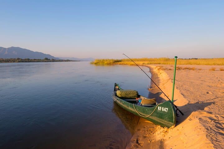 Zambezi Classic Long Canoe Safari: 10-Day Mana Pools Expedition photo 2