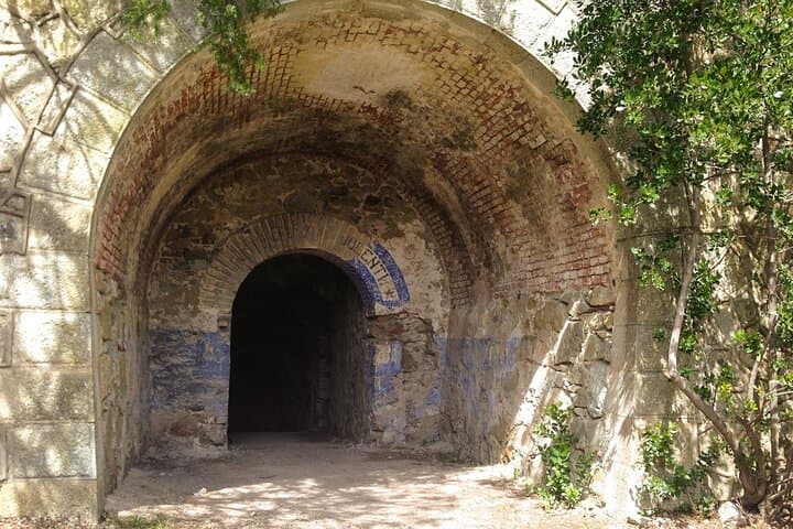 Bike‑Nic to the Bunkers of Monte Enfola: Half‑Day E‑Bike Tour from Portoferraio photo 4