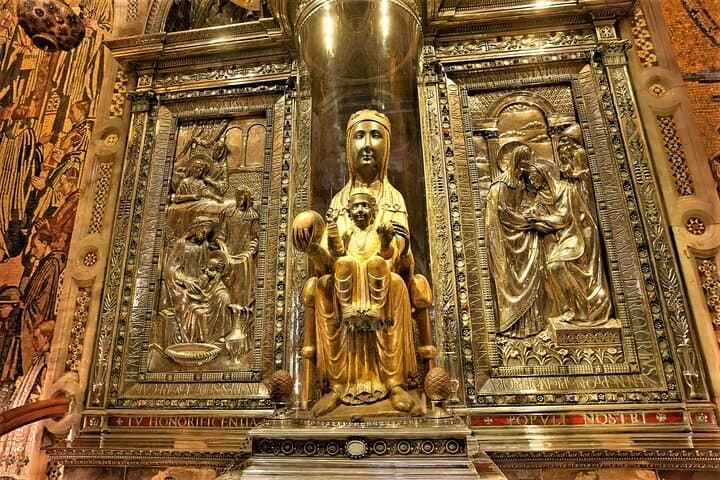 Montserrat Morning Tour from Barcelona: Monastery, Views & Black Madonna photo 6