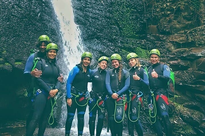 Canyoning in Gran Canaria: Cernícalos Canyon Adventure