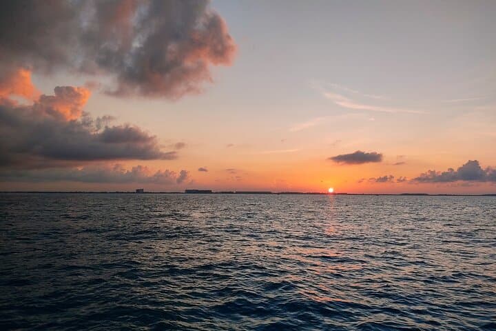 Sunset Sailing to Isla Mujeres from Cancún — Unlimited Drinks & Transfer Included photo 5