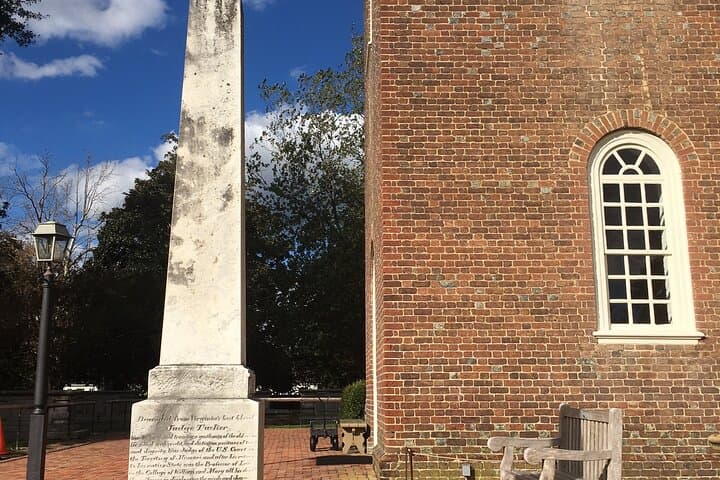 Revolutionary Walk: Colonial History Tour in Williamsburg photo 2