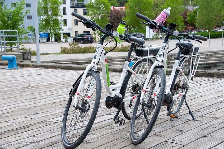 Beyond the Walls E‑Bike Tour: Explore Quebec City’s Upper & Lower Town by Electric Bike photo 2