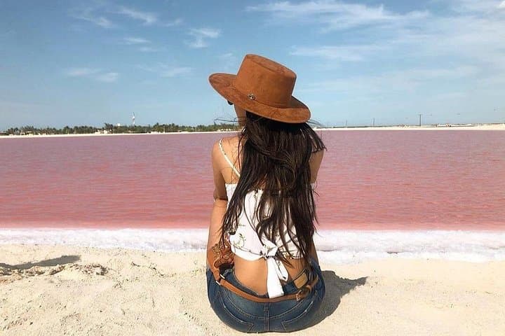 Pink Lagoons & Flamingos: Las Coloradas and Río Lagartos Day Tour photo 2