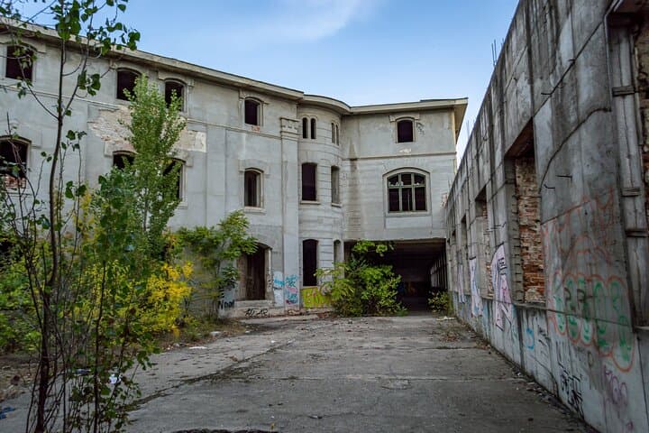 Bucharest Urbex Tour: Explore Abandoned Forts, Factories & Planes photo 3