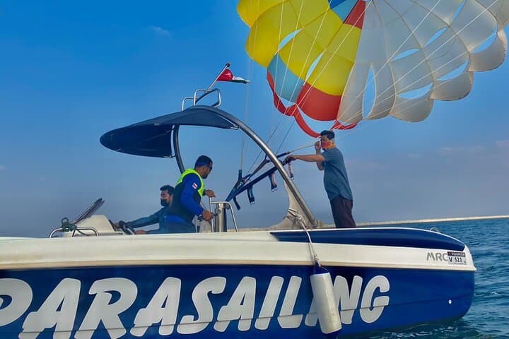 Parasailing in Al Mouj Muscat — Soar Above Muscat’s Turquoise Coast photo 2