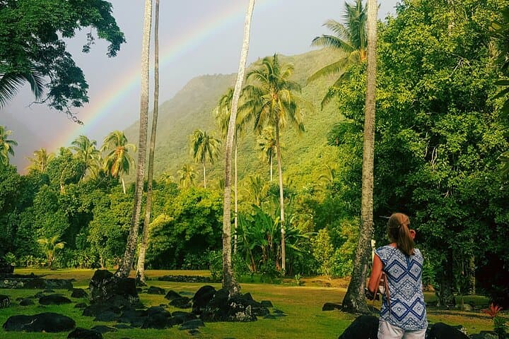 Teahupoo West Coast Tahiti Full-Day Tour: Waterfalls, Black Sand Beaches & Surf photo 1