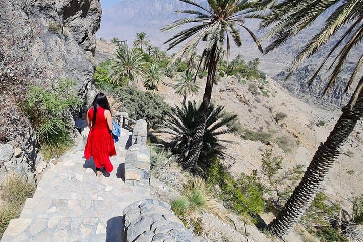 2-Day Wakan Private Tour: Nakhal & Rustaq Forts, Hot Springs and Wadi Hikes photo 1