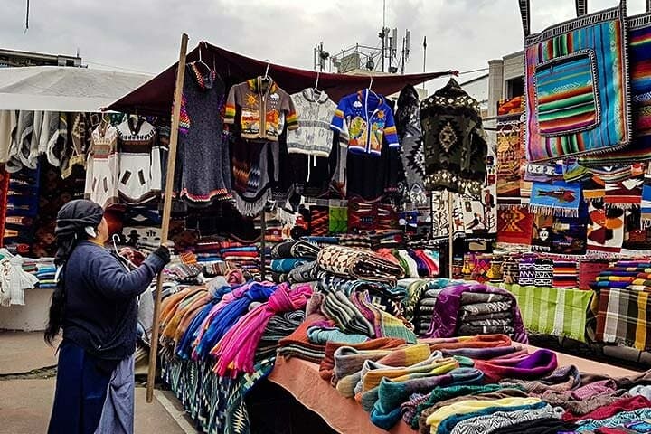 Otavalo Market to Mindo: 3-Day Quito Tour of Cuicocha, Waterfalls & Cloud Forest photo 3
