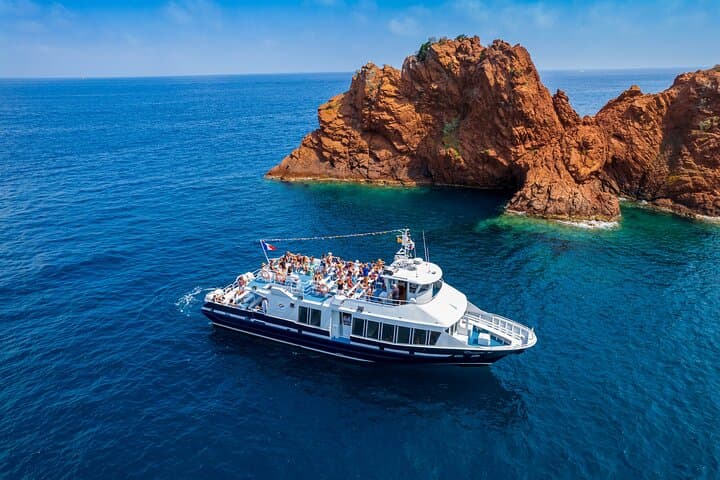 Ile Sainte-Marguerite Ferry & Corniche d'Or Cruise: Day Trip from Cannes