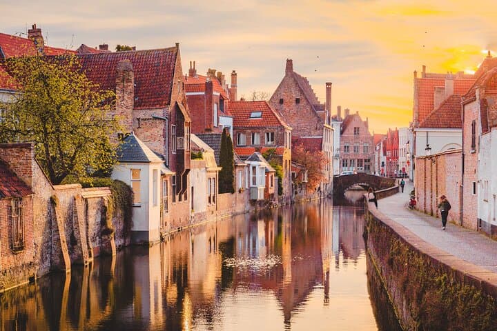 Bruges Self-Guided Scavenger Hunt & Audio Walking Tour photo 6