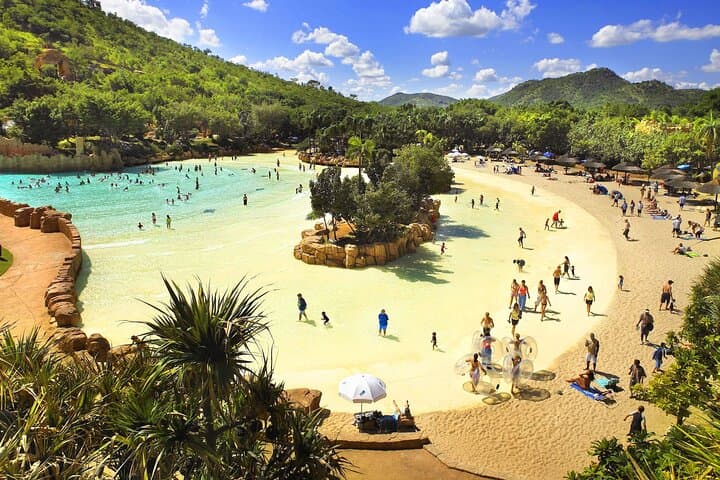 Private Transfer from Johannesburg to Sun City — Stress-Free Airport to Resort Shuttle photo 3