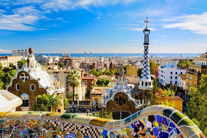Park Güell Private Tour: Gaudí's Mosaic Park and City Views photo 2