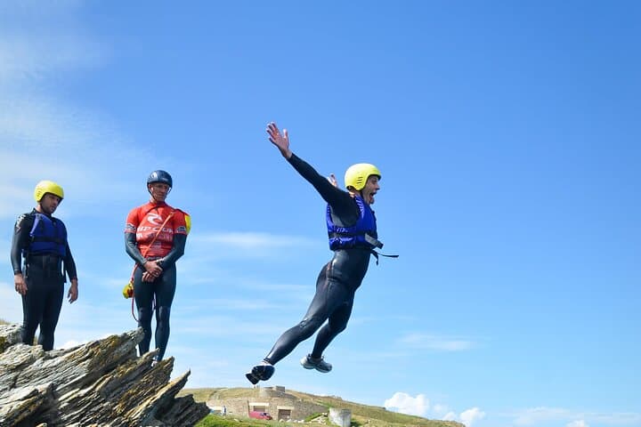 Coasteering Experience in Newquay: Secret Gully Adventure near Towan Beach photo 3