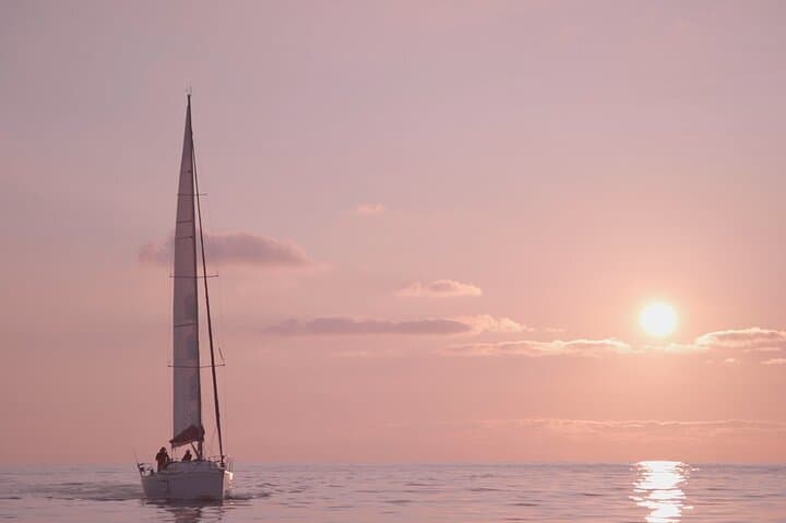 San Sebastián Sunset Sailing: Private Evening Cruise & Coastal Views photo 2