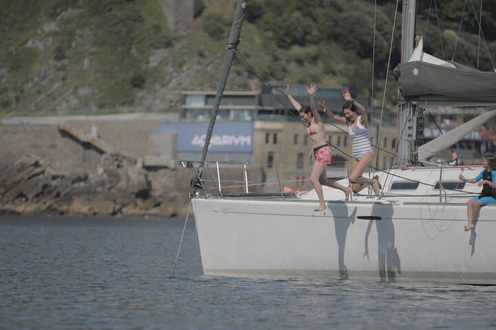 Private Sailing from La Concha to Pasai Donibane — San Sebastián Sea Experience photo 6