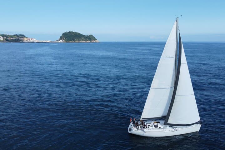 Private Sailing Trip in San Sebastián: La Concha Bay Socio-Educational Cruise photo 3