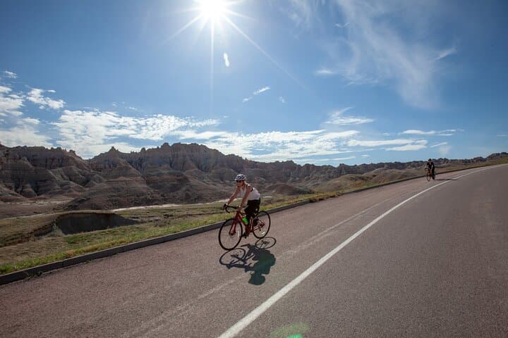Badlands E-Bike Adventure: Private 6-Hour Tour from Rapid City