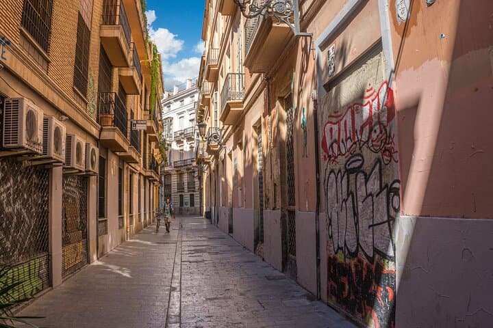 Find Valencia's Secret Exit: Self-Guided Escape Tour & City Game photo 5