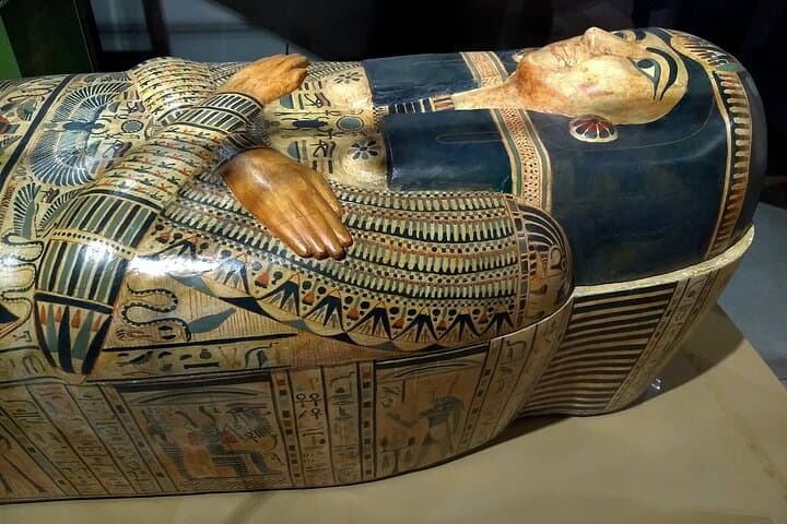 Day Trip to Giza Pyramids & Egyptian Museum from Sharm El Sheikh — Full-Day Guided Tour photo 1