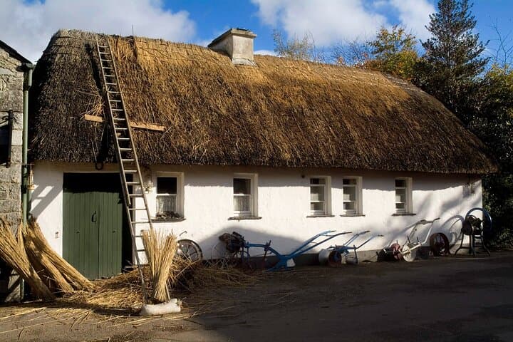 Bunratty Castle & Cliffs of Moher: Galway Day Experience photo 3
