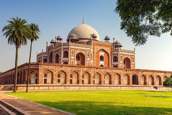 7-Day Private Golden Triangle: Taj Mahal, Tigers & Jaipur Forts photo 4