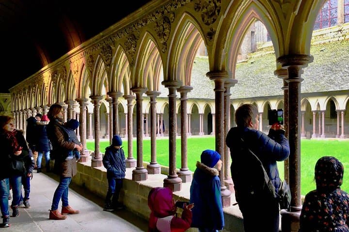 Mont Saint-Michel and Normandy D-Day Express: Full-Day from Paris photo 4